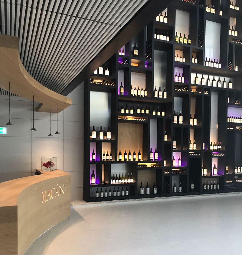 81_Retroeclairage-Vin_LUZCO_Bodega